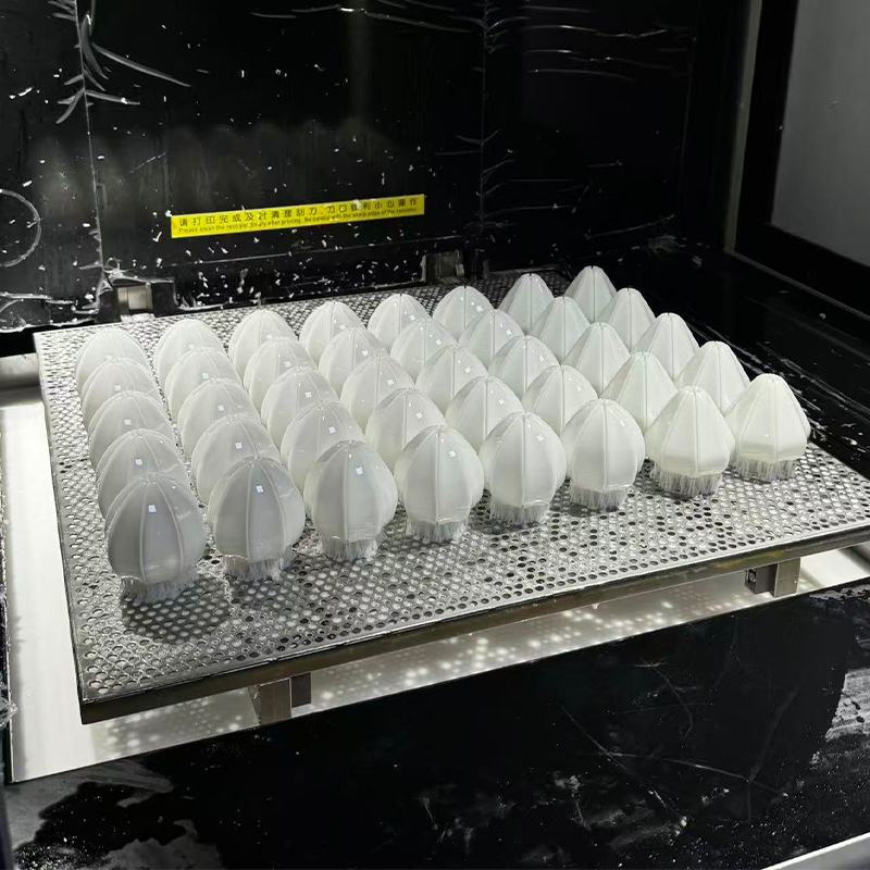 Servicio de impresión 3D de resina blanquecina